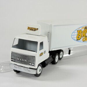 Winross Brewers Outlet Mack Truck And Trailer Diecast Model White
